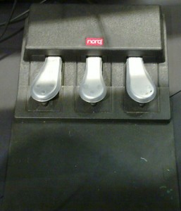 Nord Pedalblock with plate